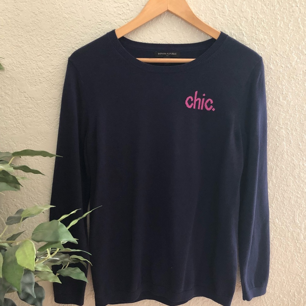 Chic navy blue sweater